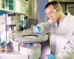 chuẩn độ điện thế Karl Fischer