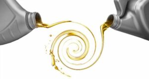 Có nên trộn lẫn dầu thuỷ lực không