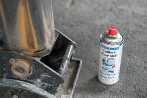 Dầu bôi trơn bánh răng hở chịu nhiệt dạng xịt Weicon