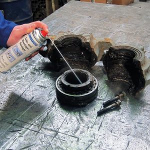 Dung dịch tẩy rửa dầu nhớt