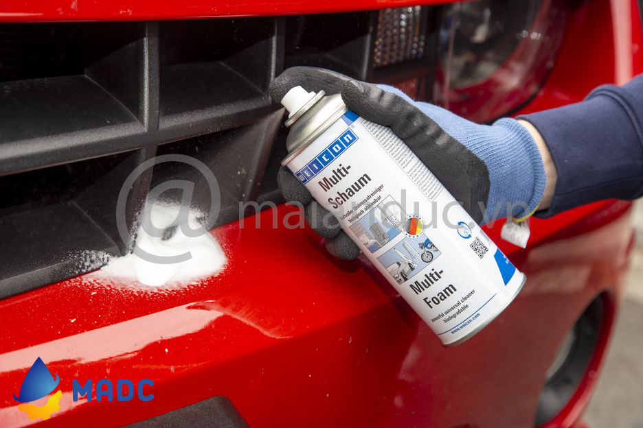 Hướng dẫn sử dụng dung dịch tẩy rửa dầu mỡ ô tô đúng cách 2 https://maianduc.vn/wp-content/uploads/2023/11/Vi-sao-phai-su-dung-dung-dich-tay-rua-dau-mo-o-to-dinh-ky.jpg